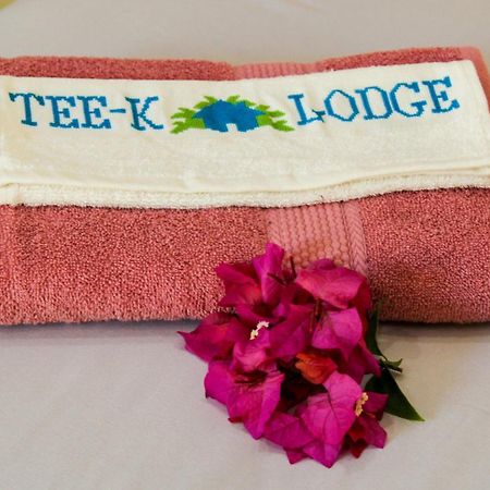 Tee-K Lodge Tamarindo Extérieur photo