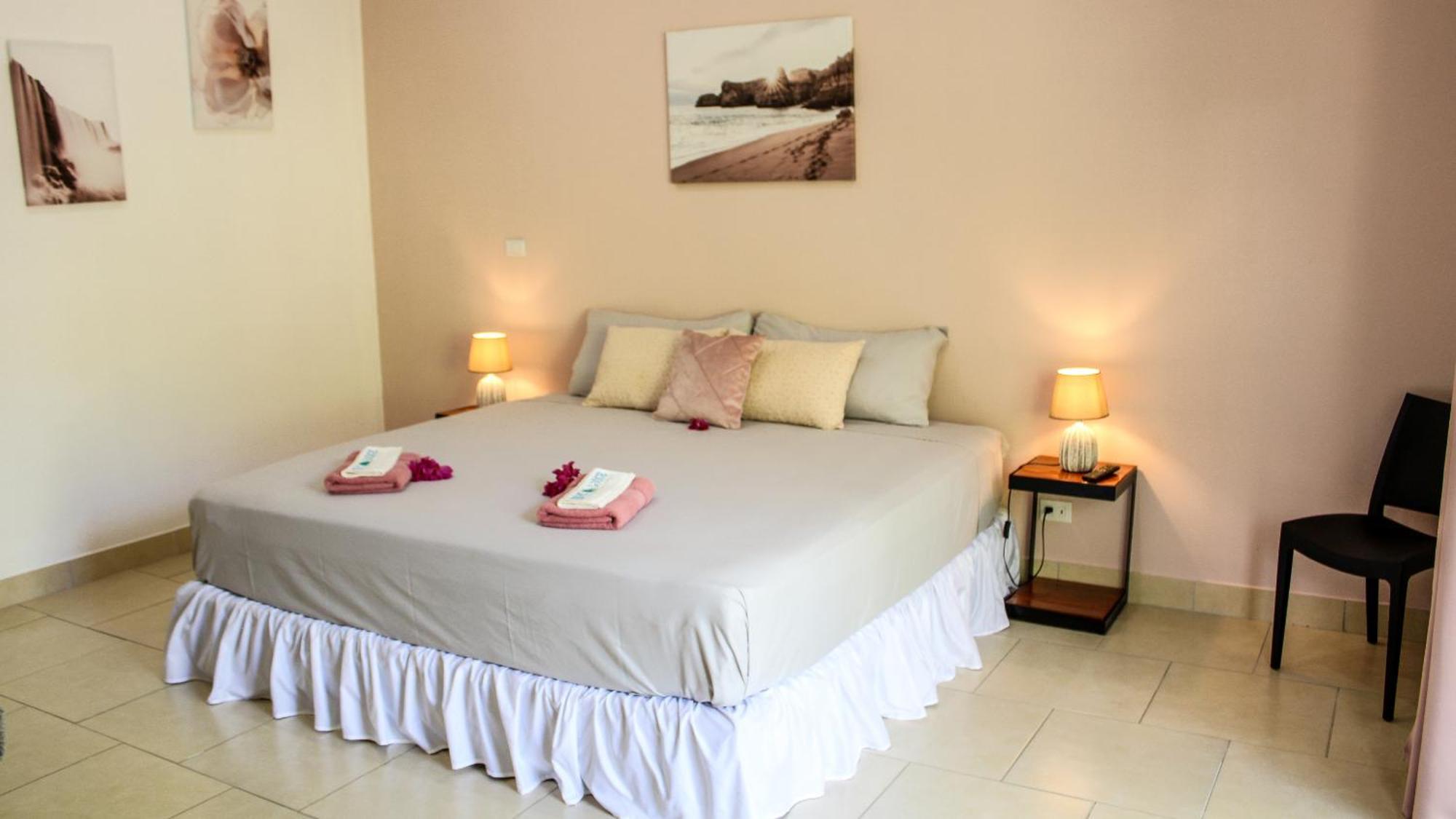 Tee-K Lodge Tamarindo Extérieur photo