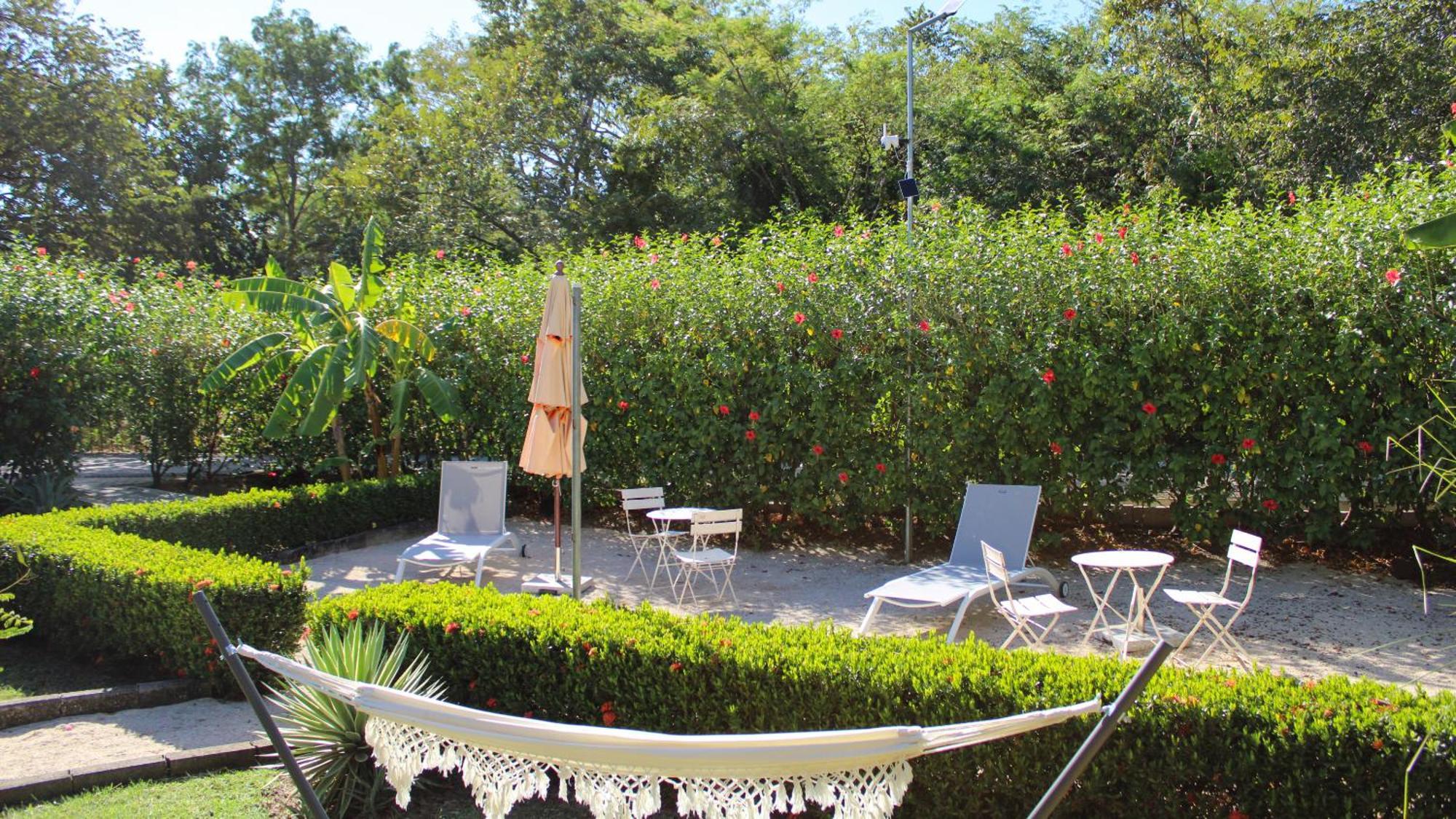 Tee-K Lodge Tamarindo Extérieur photo