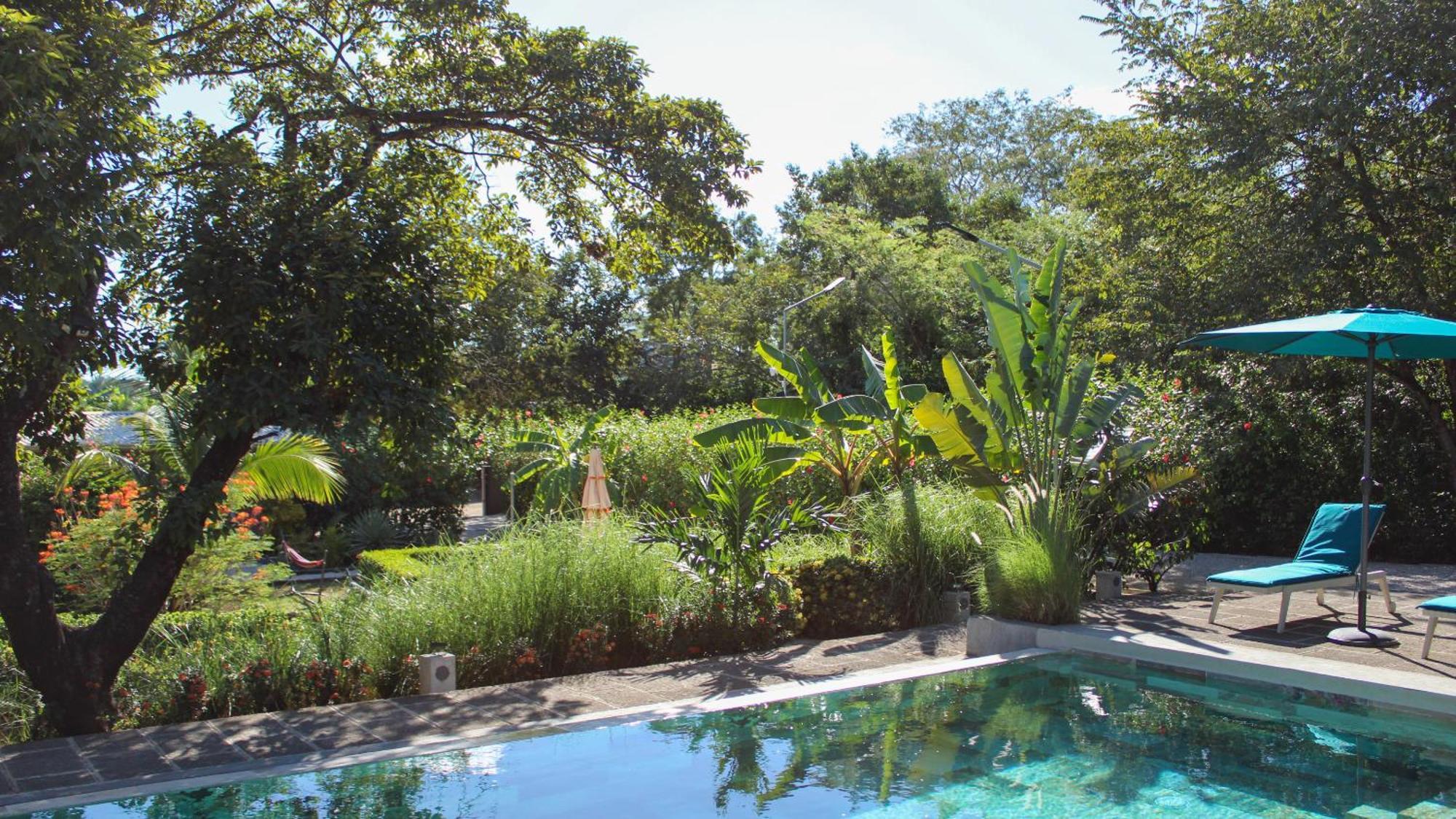 Tee-K Lodge Tamarindo Extérieur photo